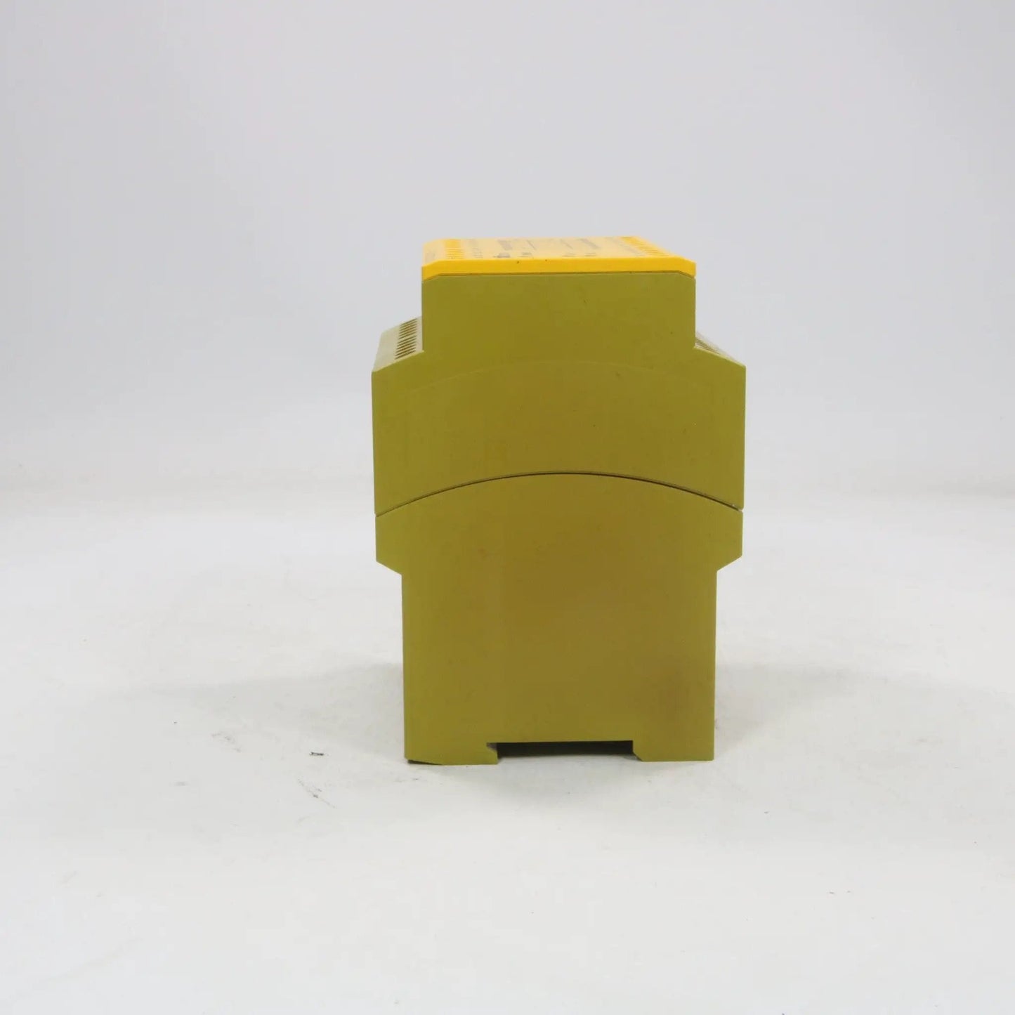 Pilz PNOZ 11 Safety Relay