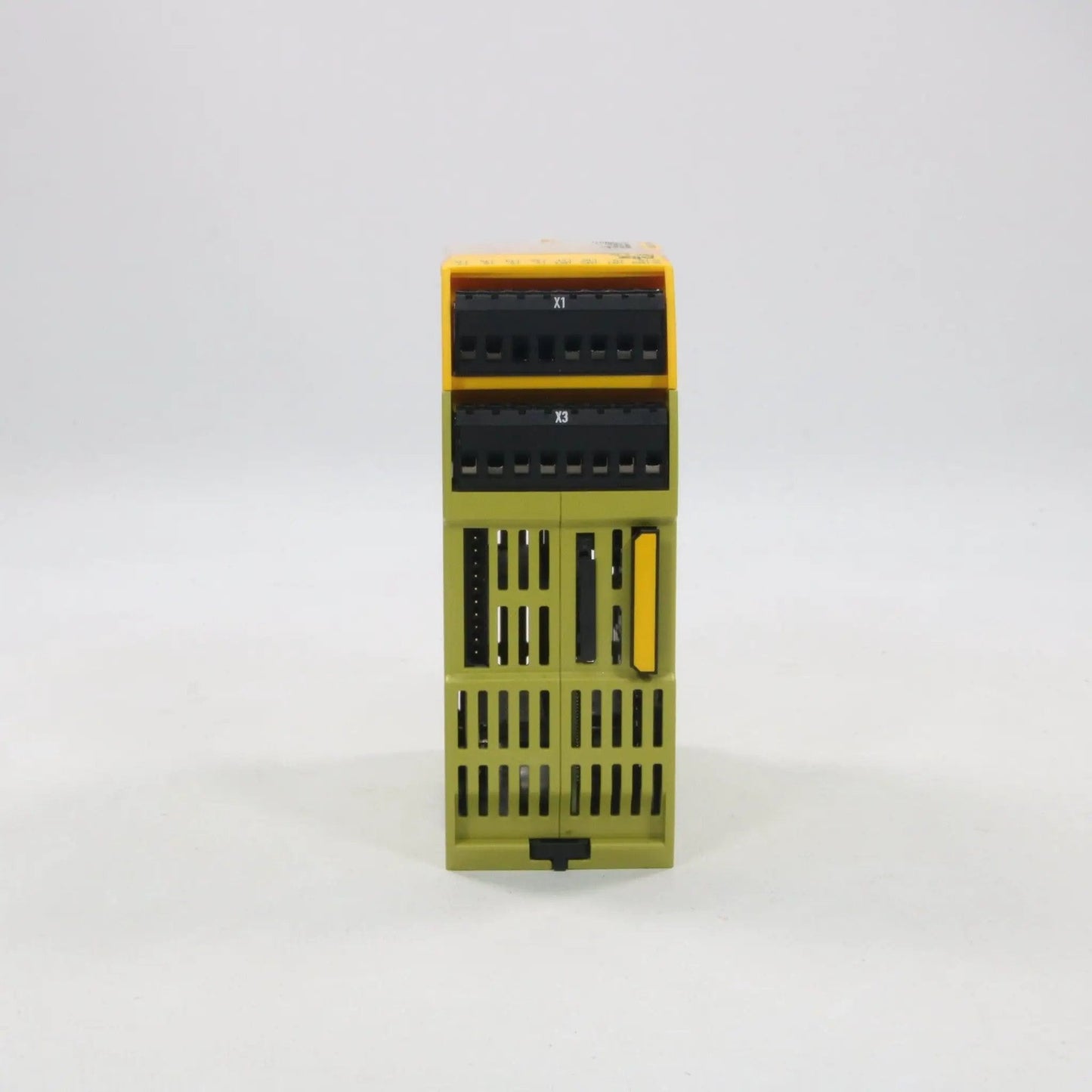 Pilz PNOZ mB0 Basic Unit