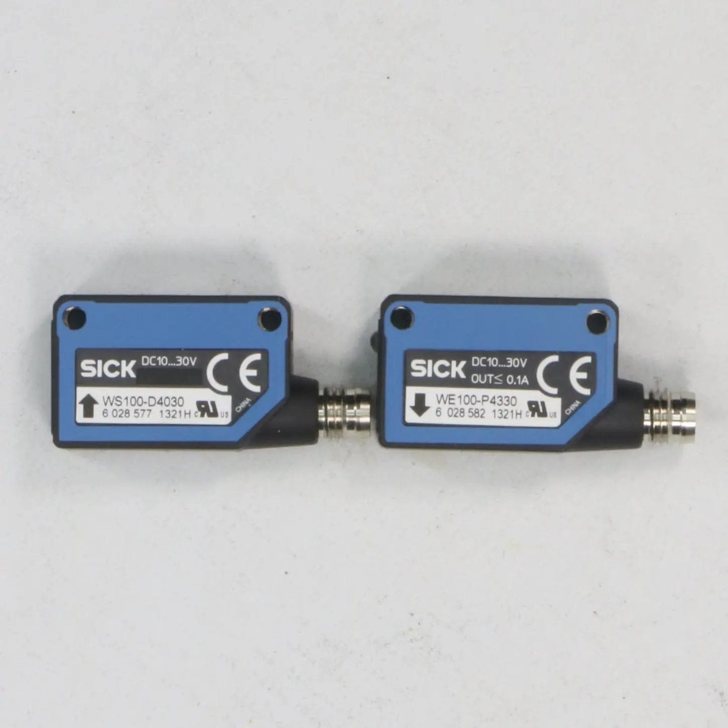 Sick WS WE100 P4339 Miniature Photoelectric Sensor Set
