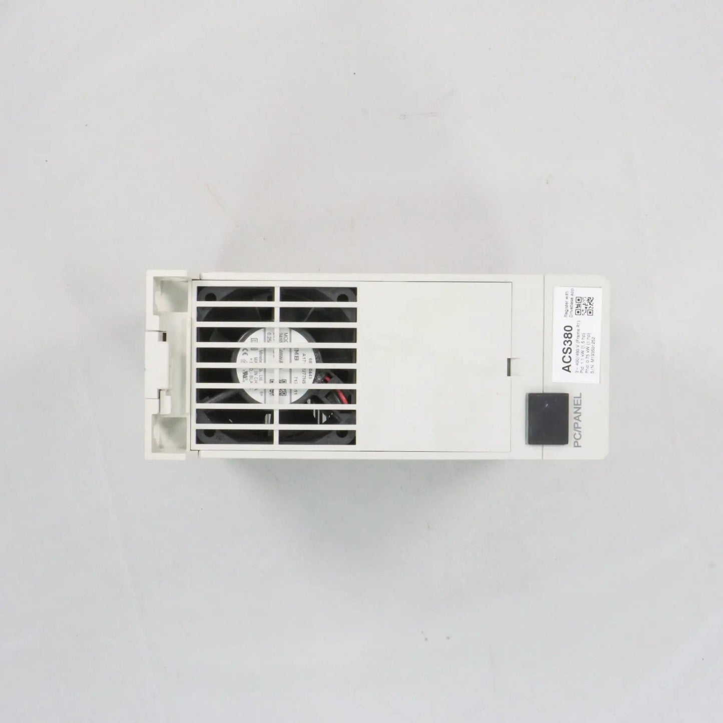 ABB ACS 380 040S 03A3 4 Inverter Drive