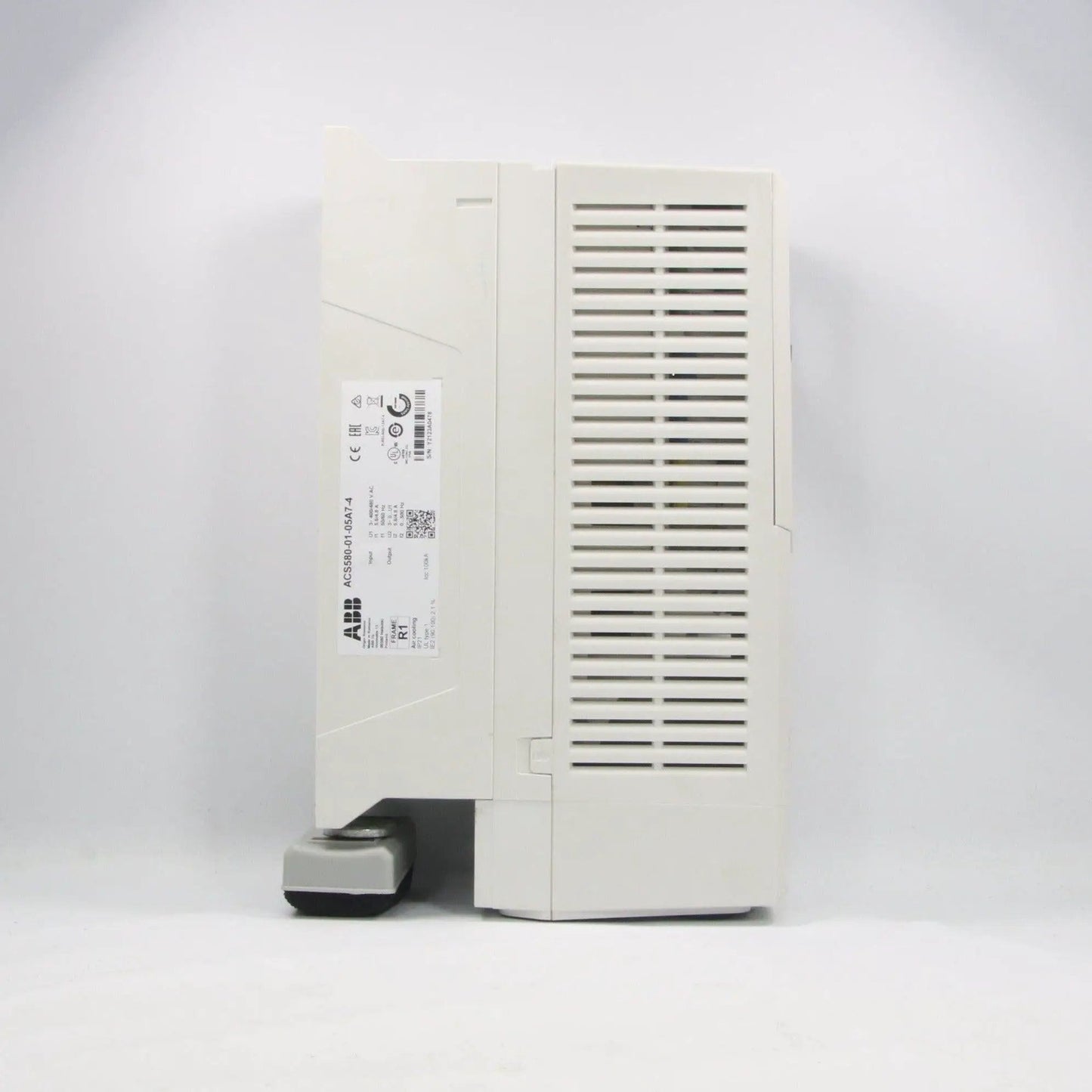 ABB ACS 580 01 05A74 Inverter