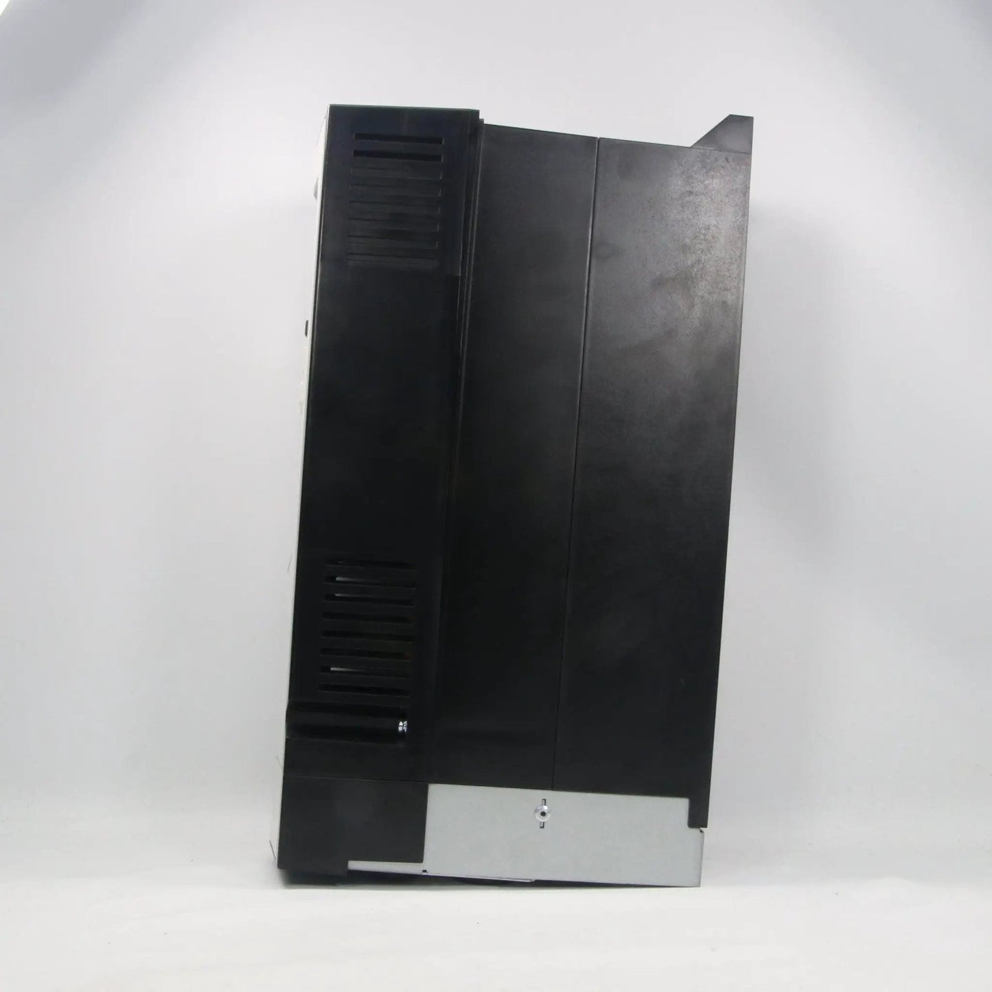 ABB ACS 880-01-04A0-3 Inverter Drive