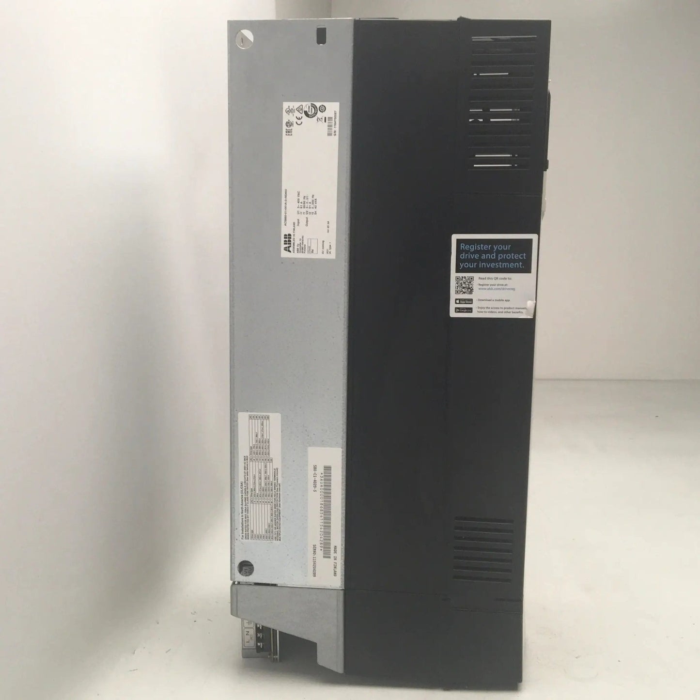ABB ACS 880 01 061A 3 Single Drive