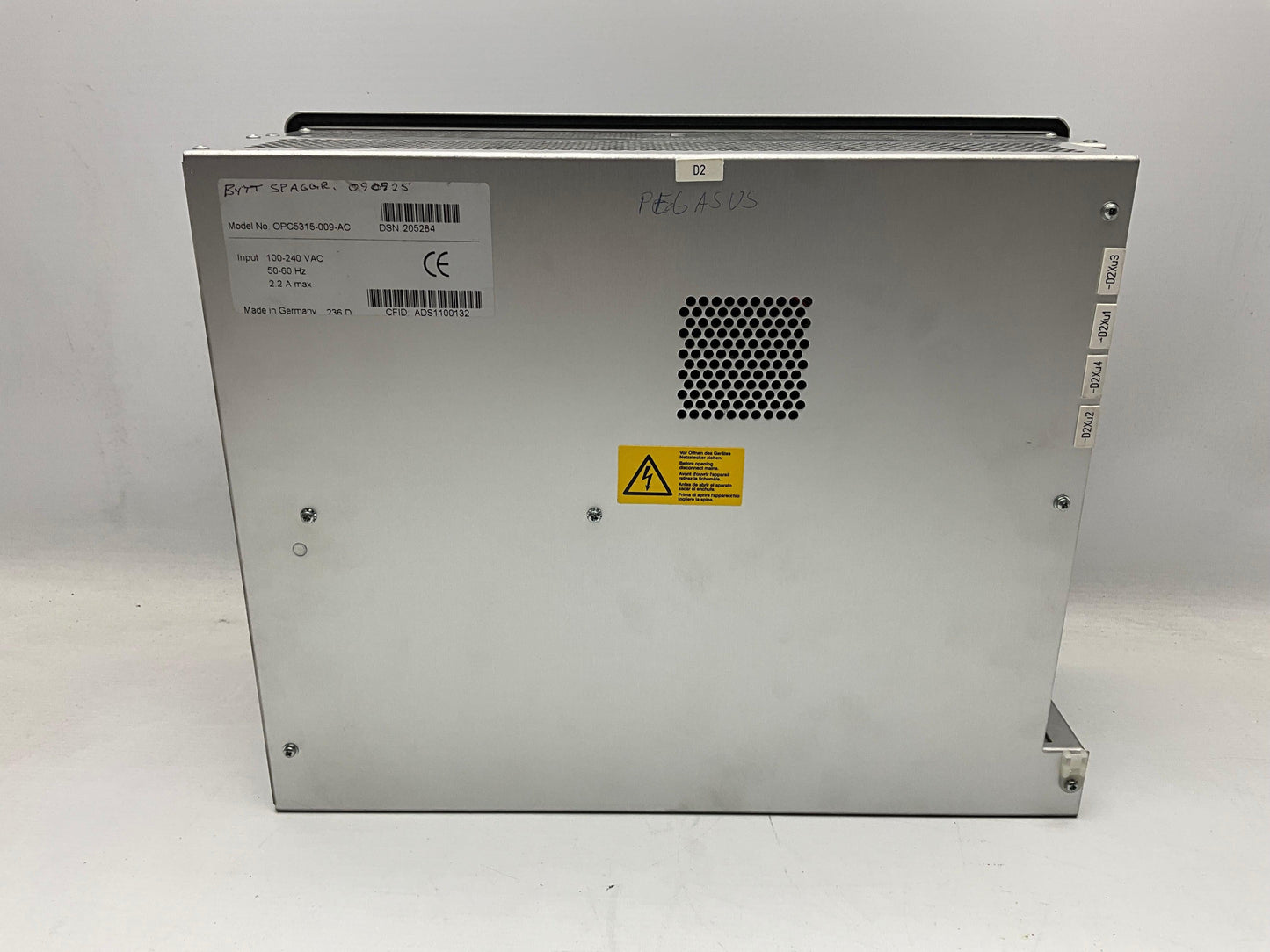 ADS-Tec OPC5315-009-AC Industrial Computer