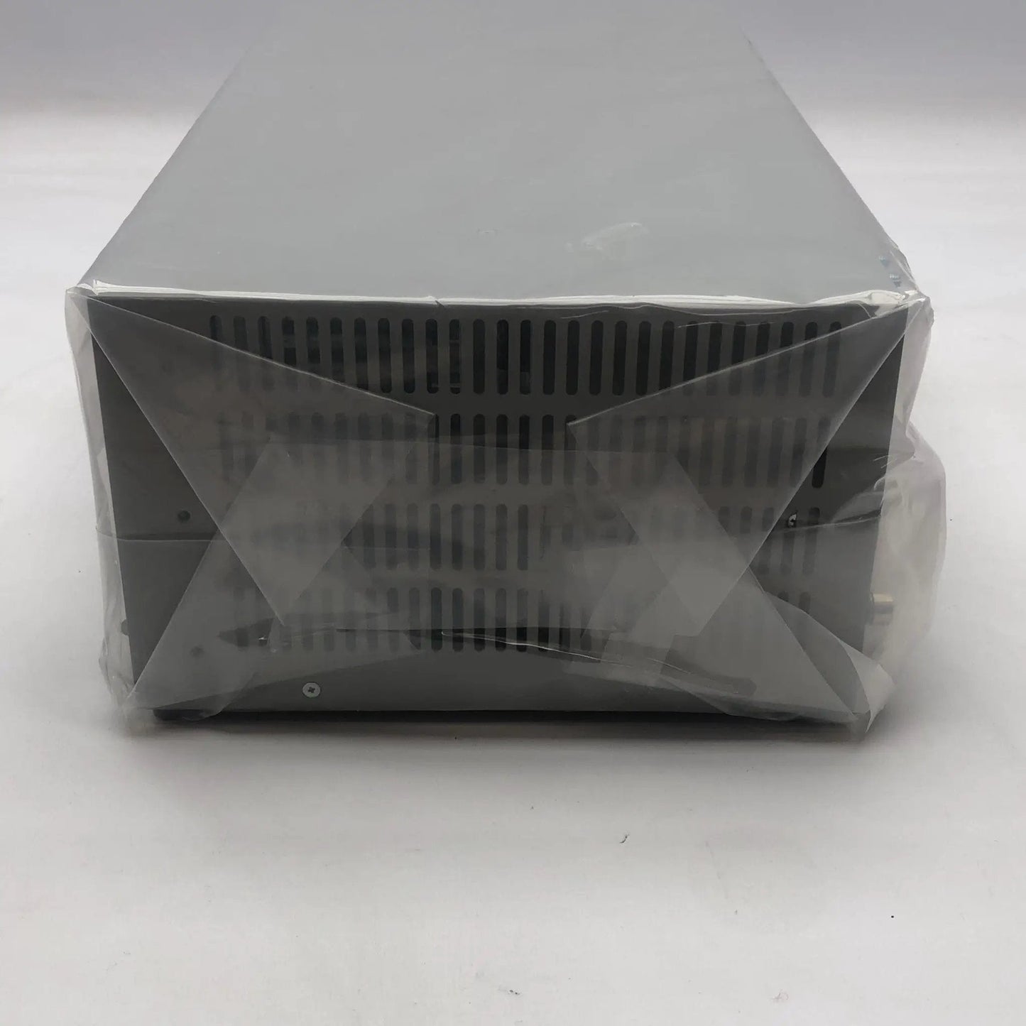 AT-MCR12 12-Slot Media Converter Rackmount Chassis