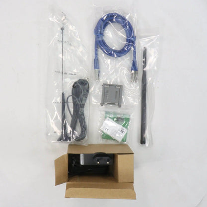 Advantech B+B Smartworx UR5i v2F Router