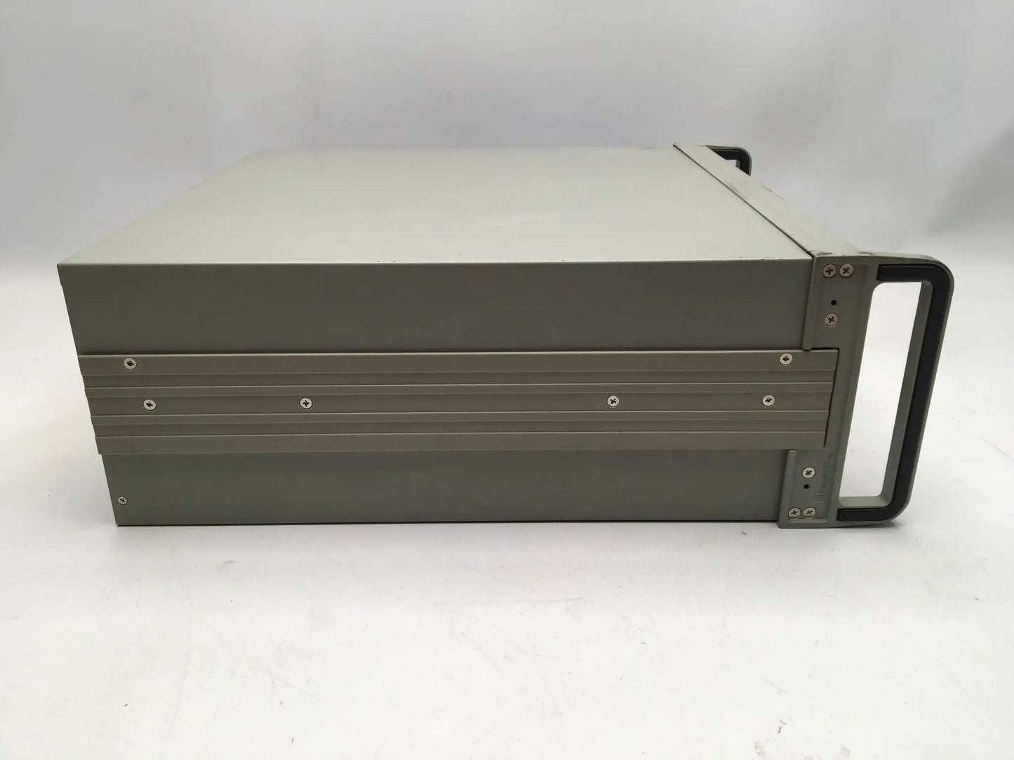 Advantech Industrial Computer 610