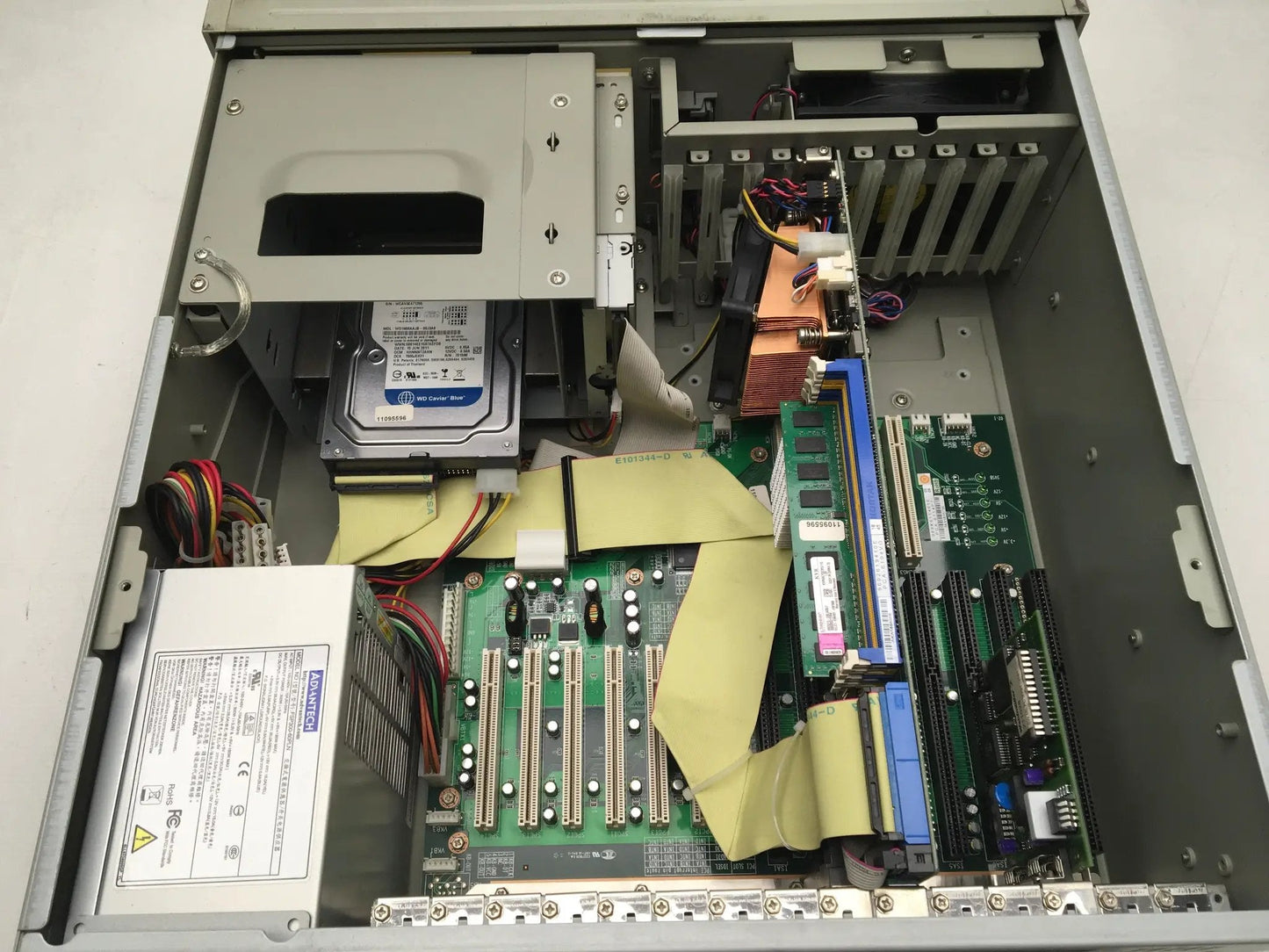 Advantech Industrial Computer 610