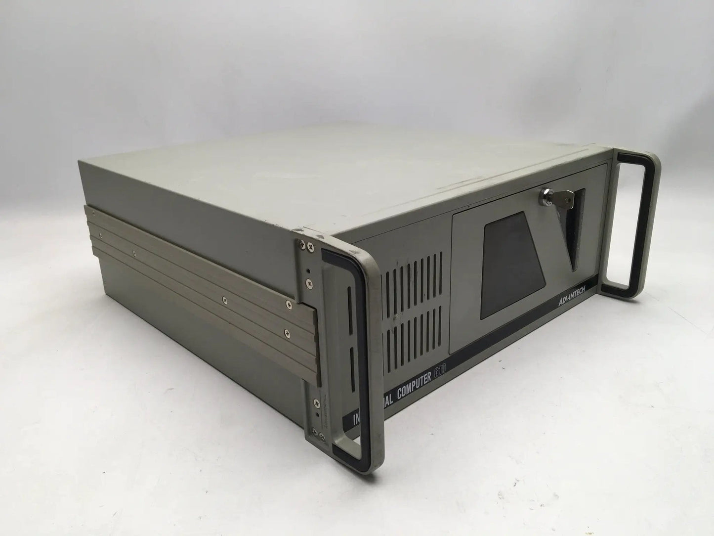 Advantech Industrial Computer 610