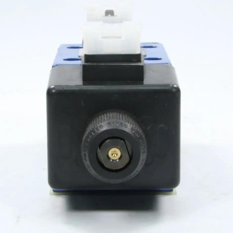 BOSCH / REXROTH  4WE 10 J33/CW230N9K4 SOLENOID DIRECTIONAL VALVE