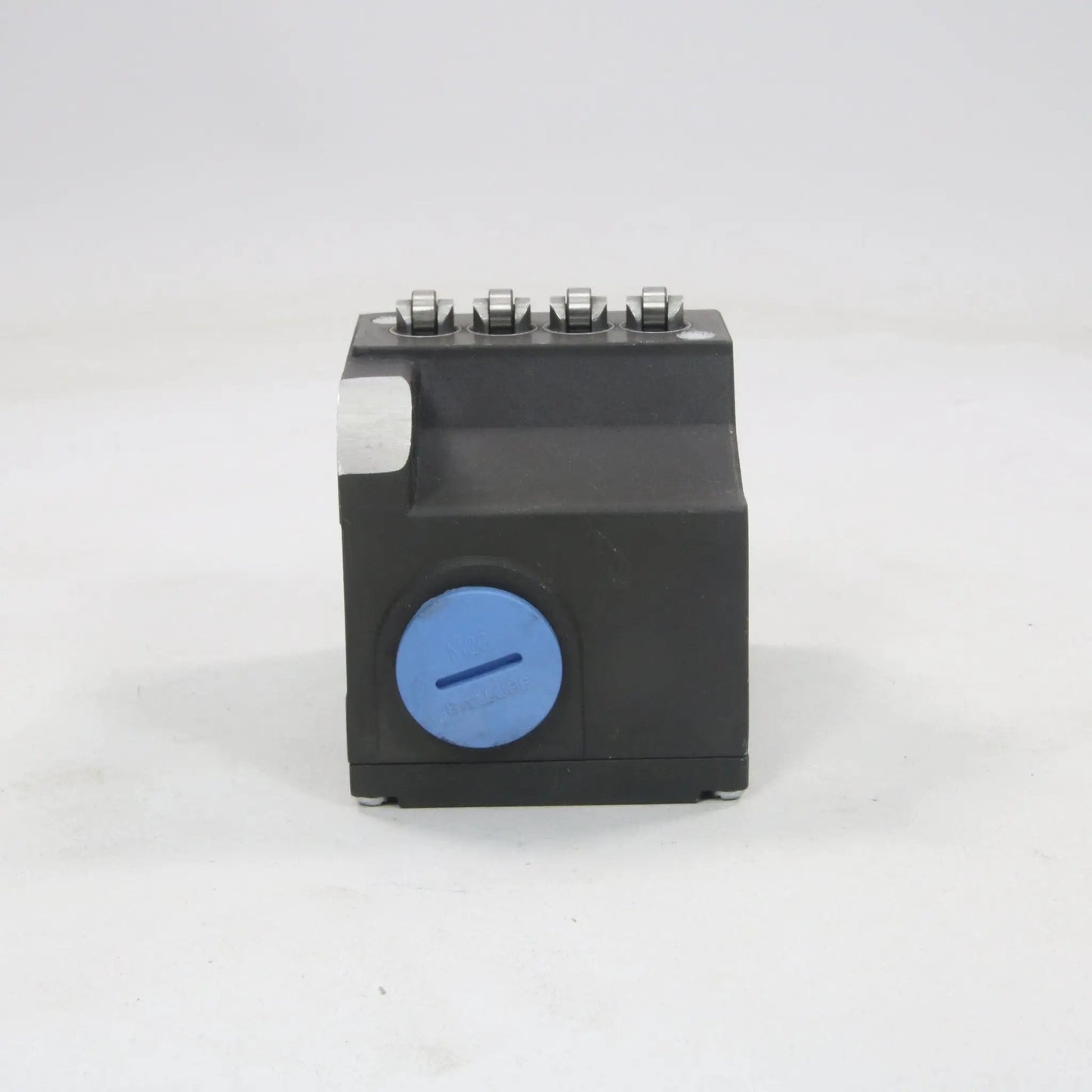 Balluff Mechanical Limit Switch BNS 818-B04-R12-61-12-10