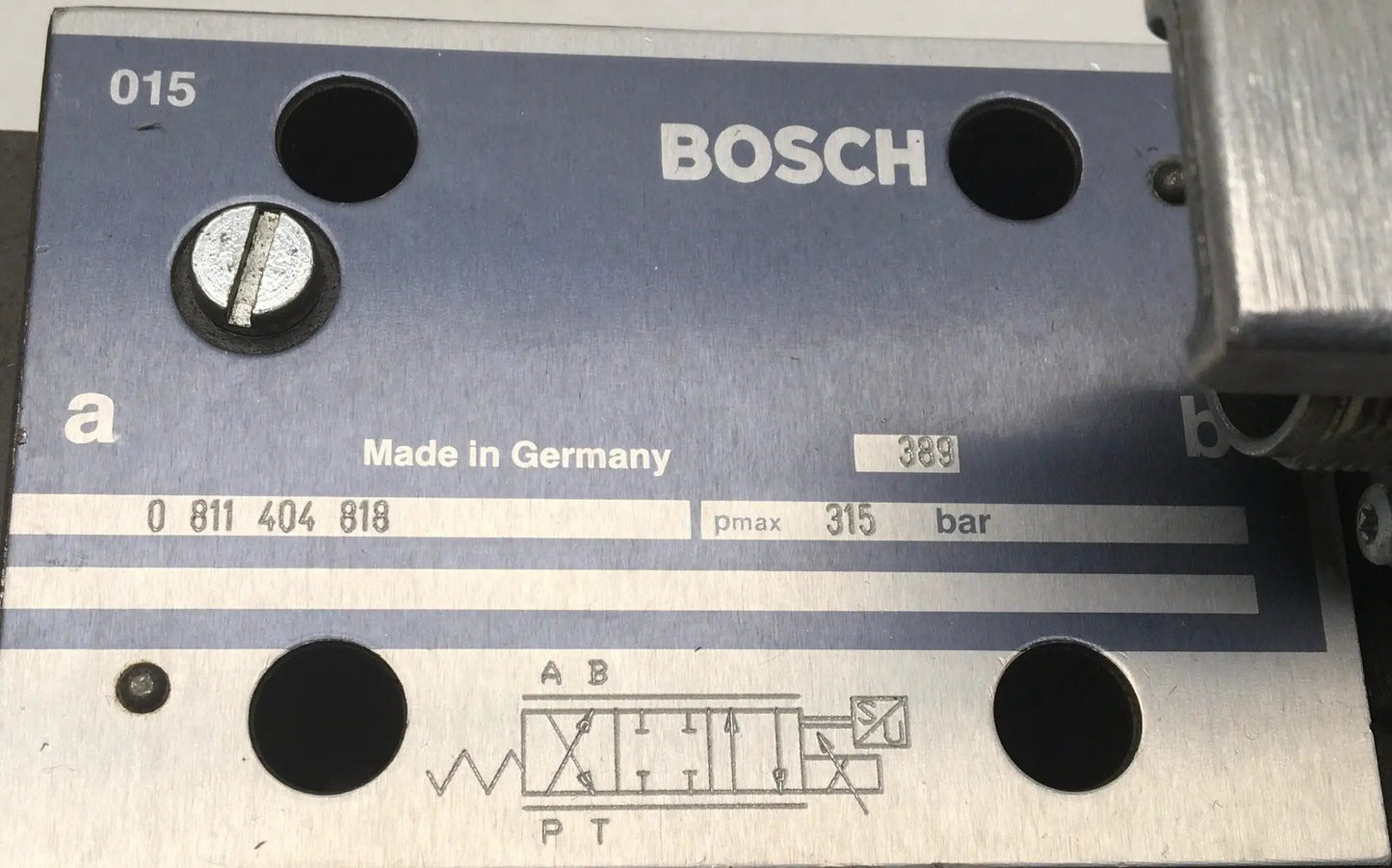 Bosch Proportional Directional Solenoid Valve 0811 404 818