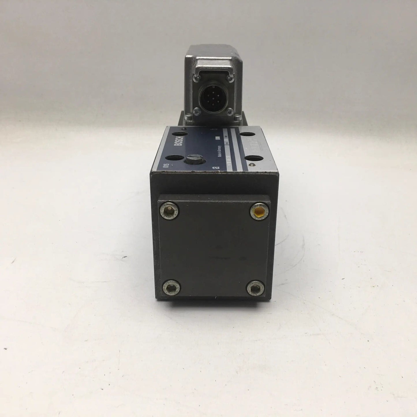 Bosch Proportional Directional Solenoid Valve 0811 404 818