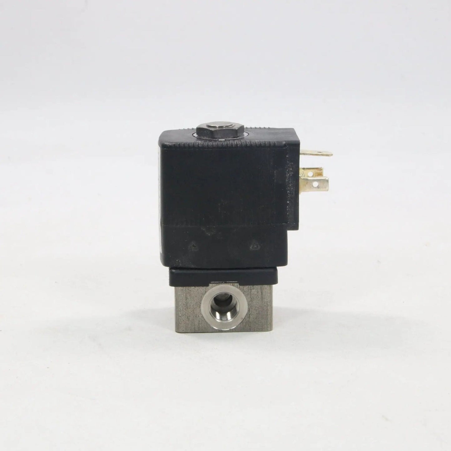 Burkert 6013 134233 Direct Acting 2/2 Way Solenoid Valve