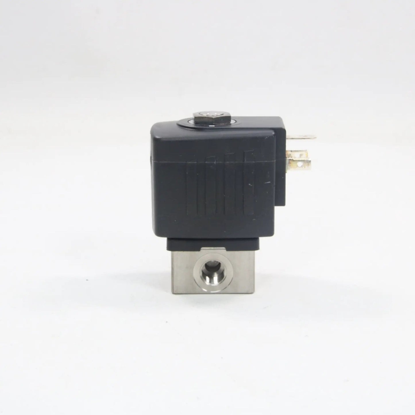 Burkert 6013 348914 Direct Acting 2/2 Way Solenoid Valve