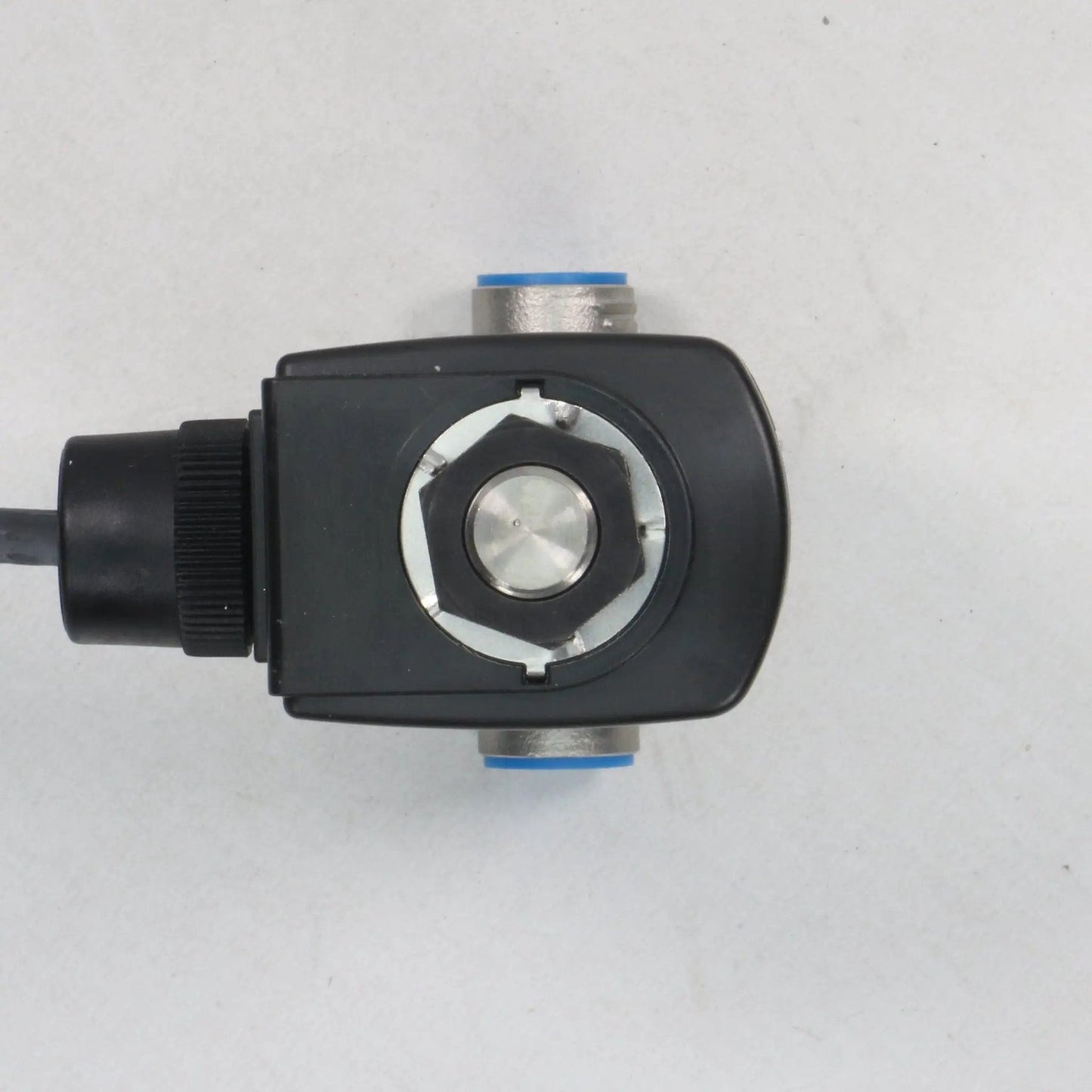 Burkert 6027 2-Way Solenoid Valve 00380702