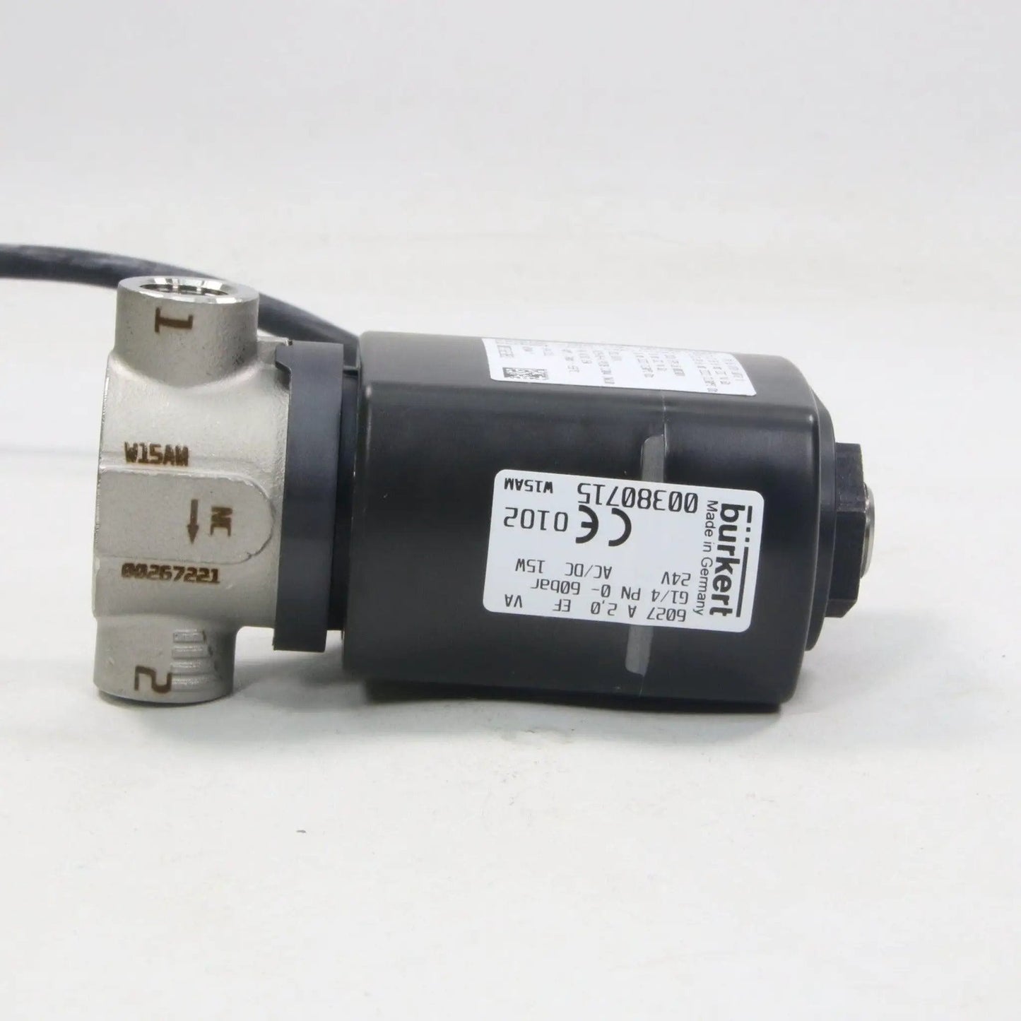 Burkert 6027 2-Way Solenoid Valve, 1/4" 24V 60 Bar
