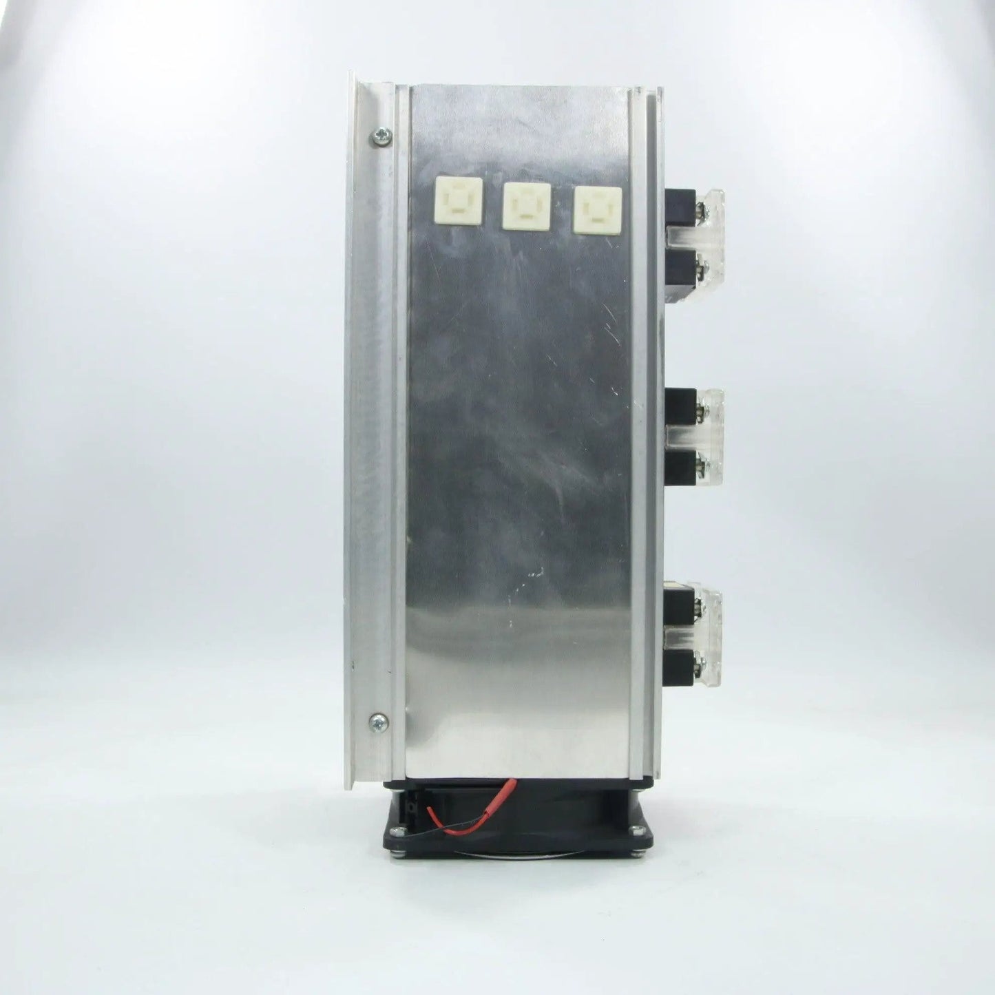 Crydom 3 Solid state relay with heat sink and fan