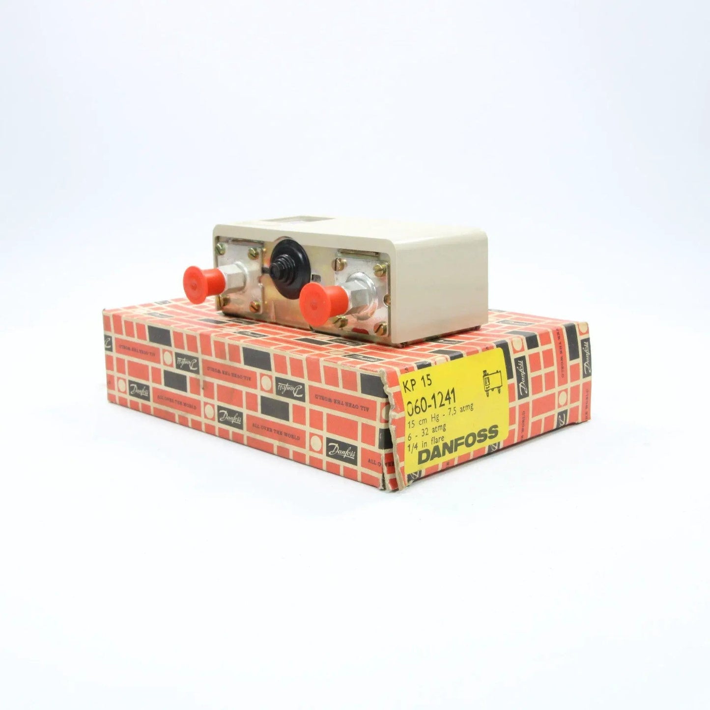 Danfoss  060-1241 KP15 dual Pressure Control