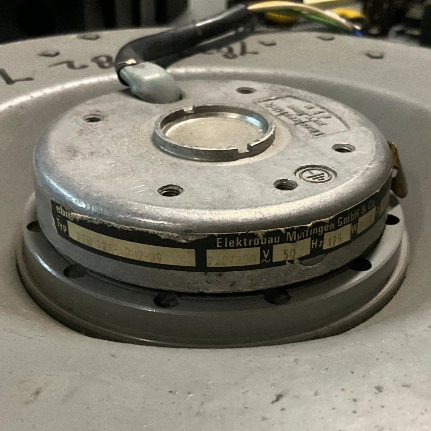 EBM-Papst R2D225-AB02-09 Centrifugal Fan