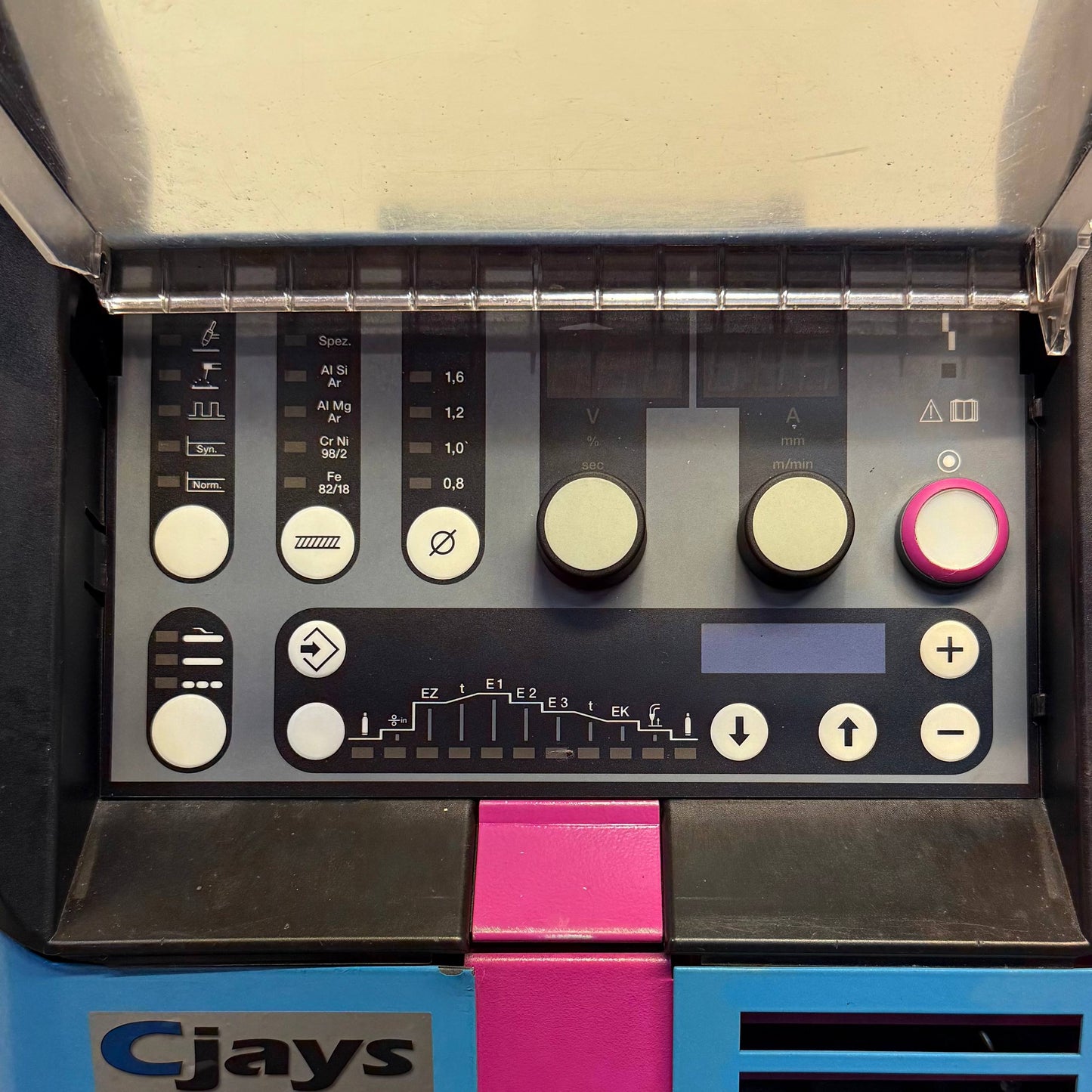 Occasion:  ESS E2 4100