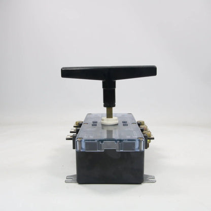 Eaton Dumeco IEC 947-3 Panel Mounting Disconnect Switch