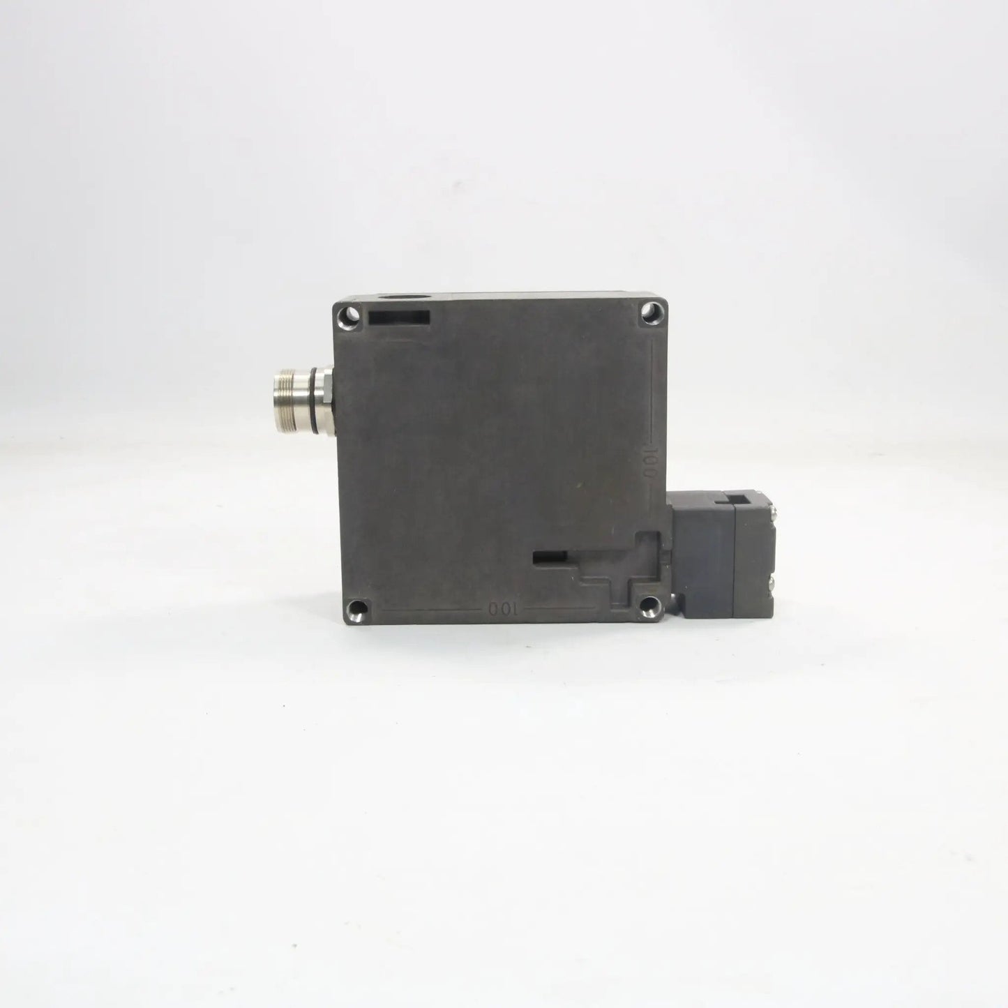 Euchner electromechanical lock
