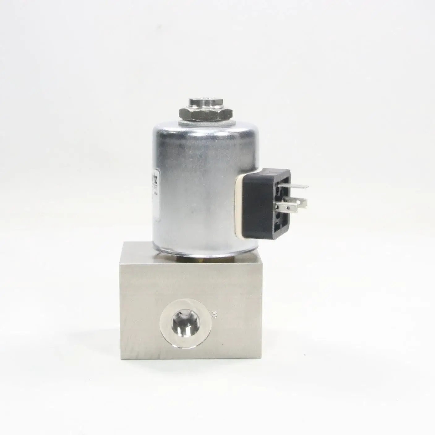 Eugen Seitz AG 4 way solenoid valve