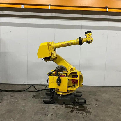Fanuc Robots R-2000i and S-430i