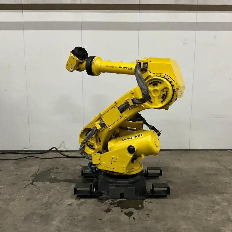 Fanuc Robots R-2000i and S-430i