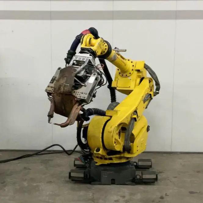 Fanuc Robots R-2000i and S-430i