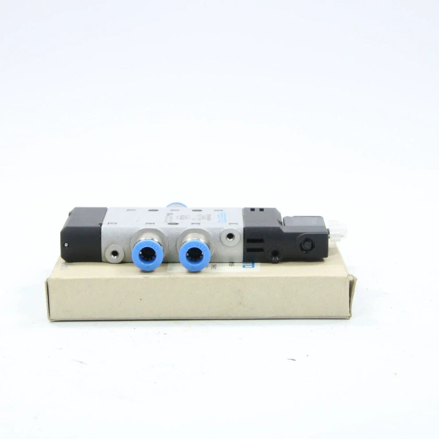 Festo CPE 14-M1BH Valve CPE14-M1BH-5L-QS-8