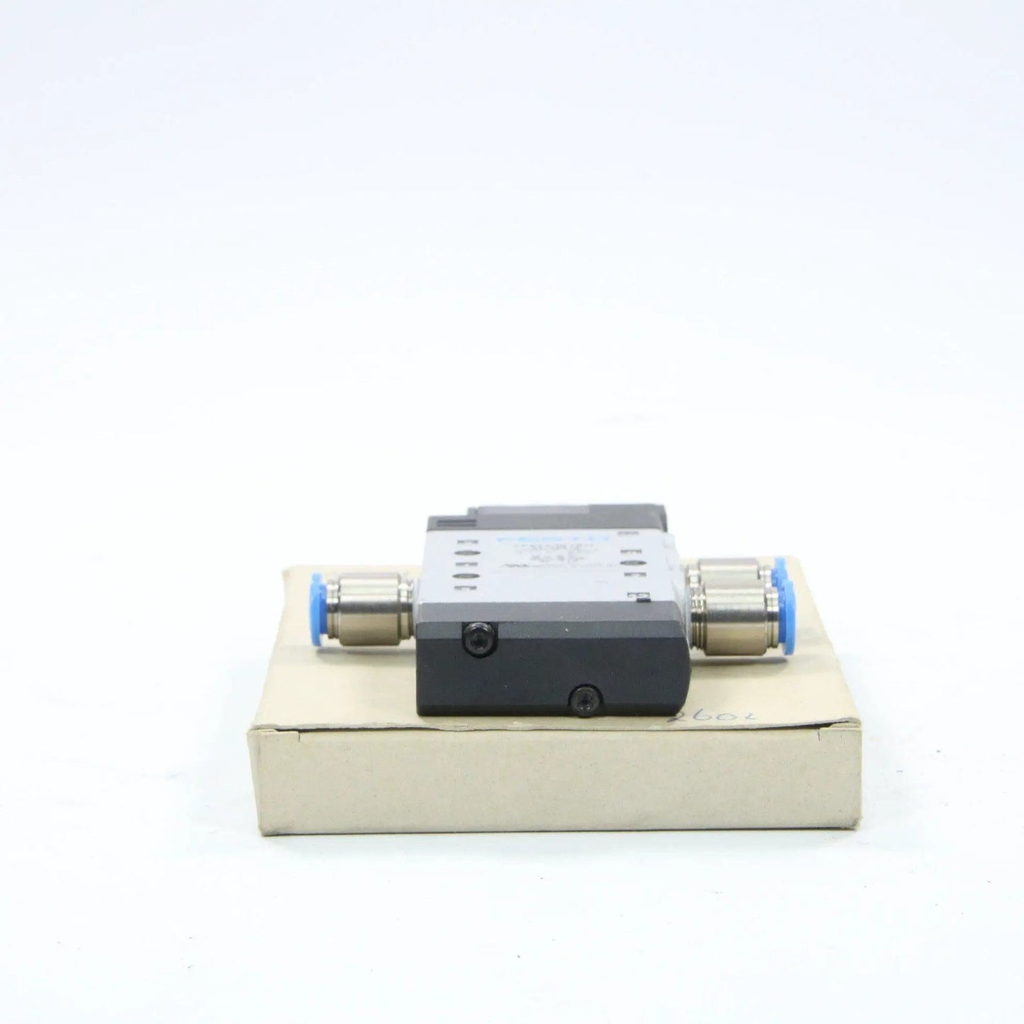 Festo CPE 14-M1BH Valve CPE14-M1BH-5L-QS-8