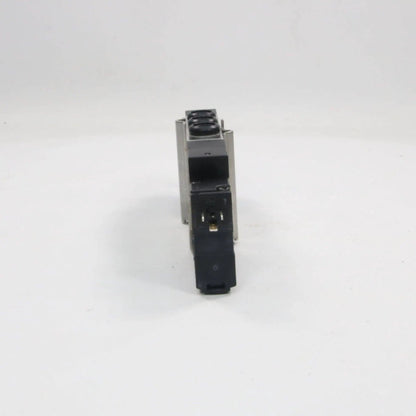 Festo CPE18-M1H-5/3G-1/4 Pneumatic Valve