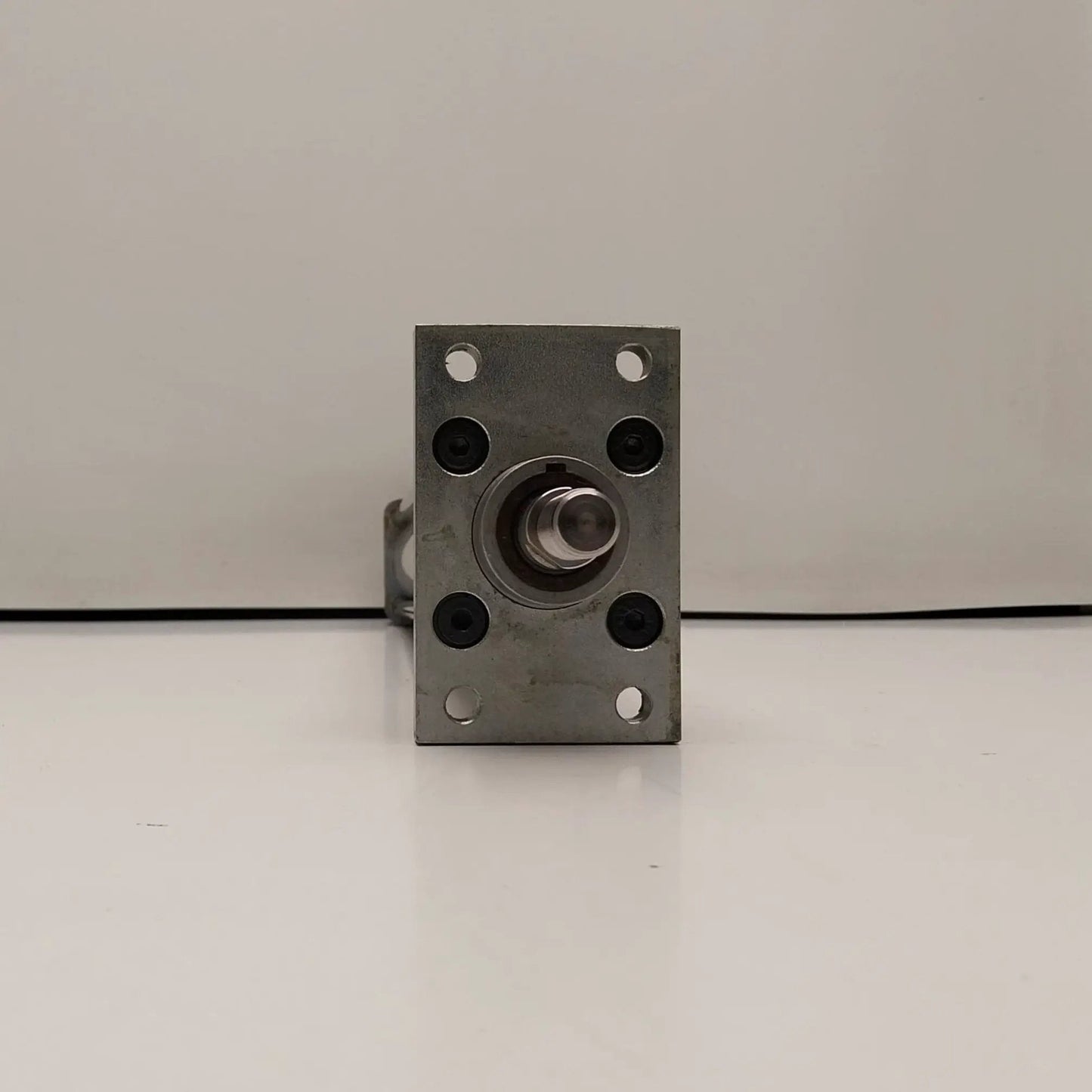 Festo DOG 50 320 PPV A Pneumatic Cylinder