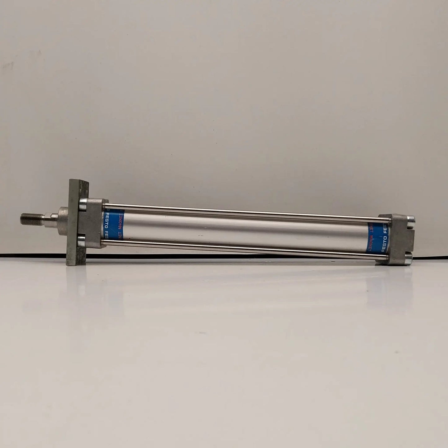 Festo DOG 50 320 PPV A Pneumatic Cylinder