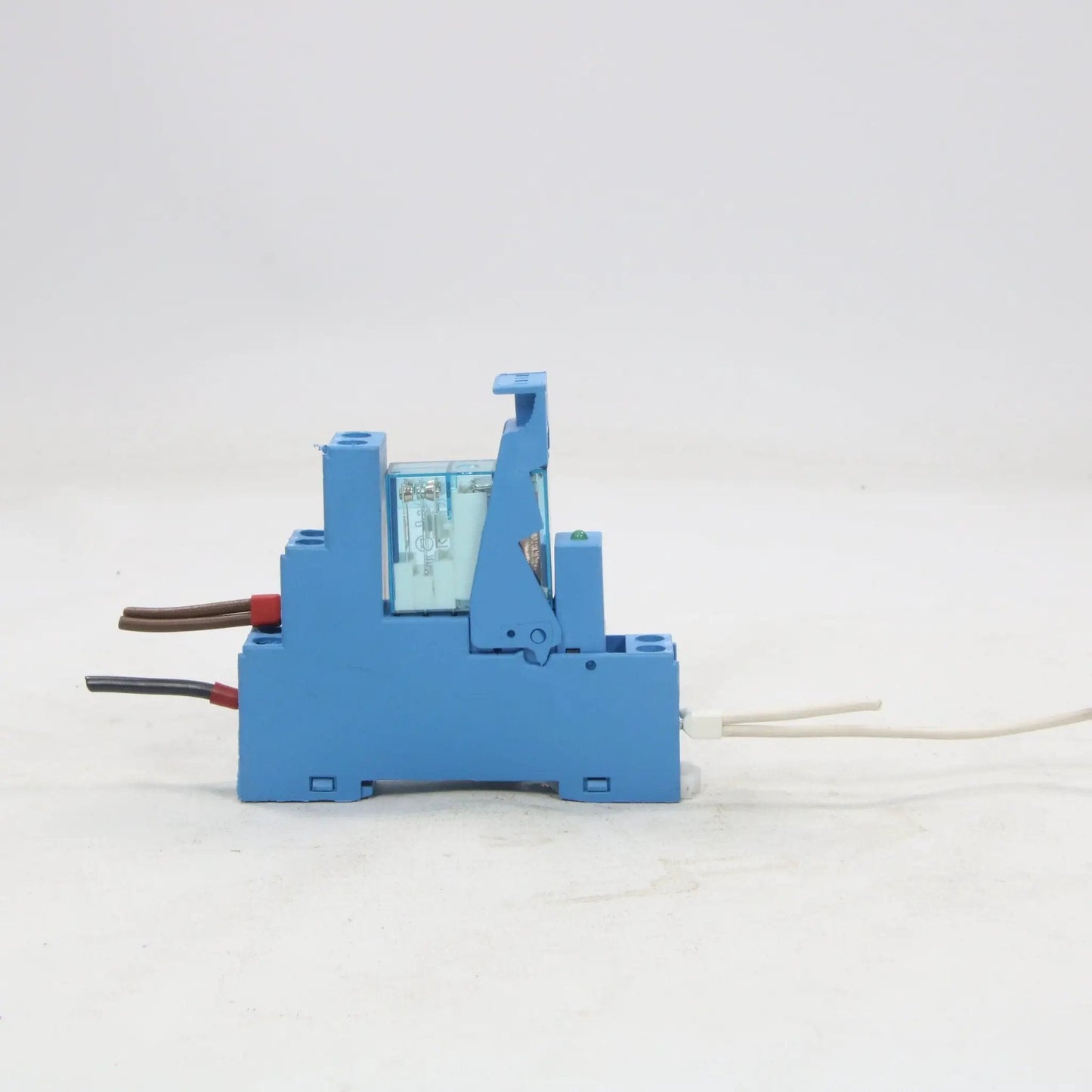 Finder 95.95.3 Socket/Type 40.52 Relay