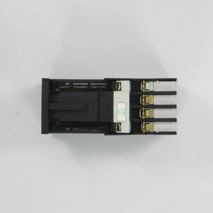 GE General Electric CL04D310M Contactor