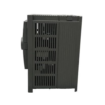 GE General Electric VAT2000 Variable Frequency Drive - 5.5 kW