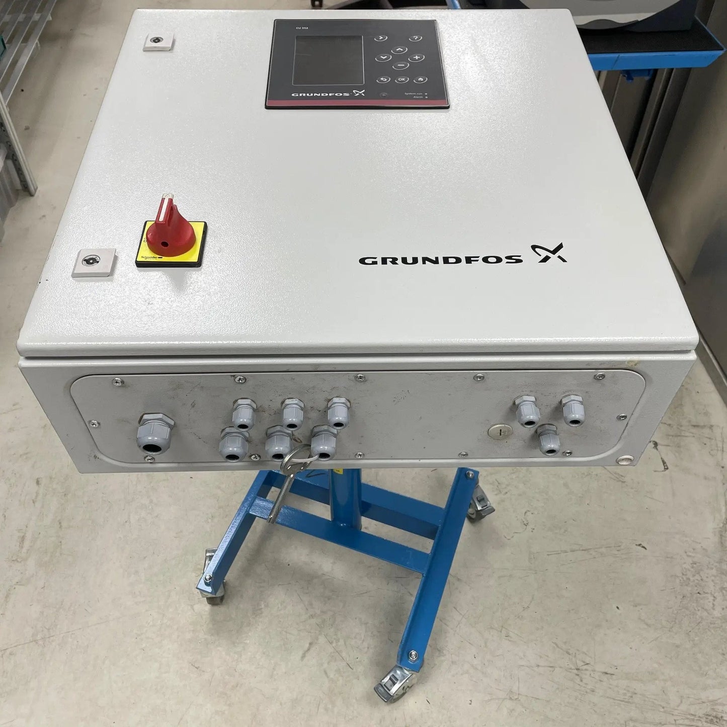 Grundfos Pump Controller cabinet 98643374