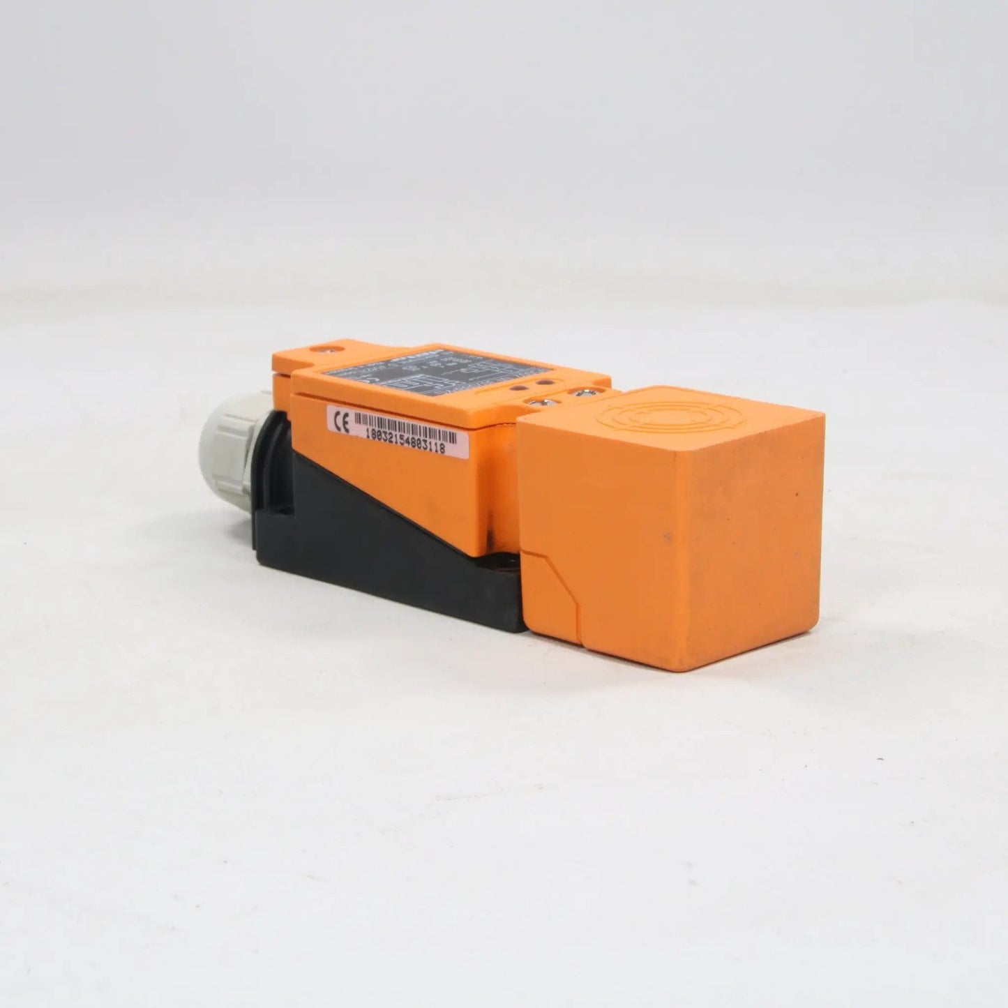 IFM Electronic Efector Inductive Sensor IV5002