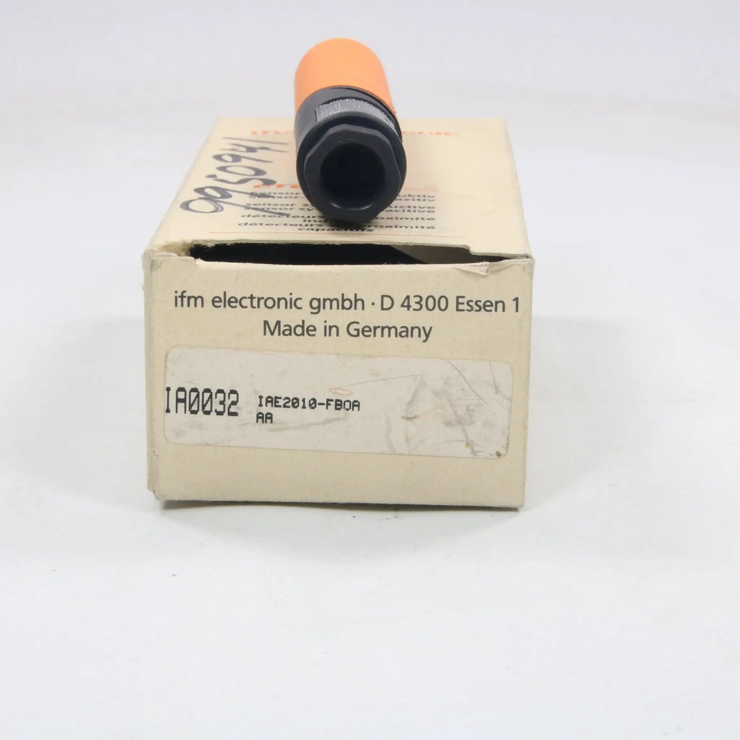IFM Electronic Inductive Sensor IA0032 IAE2010-FBOA