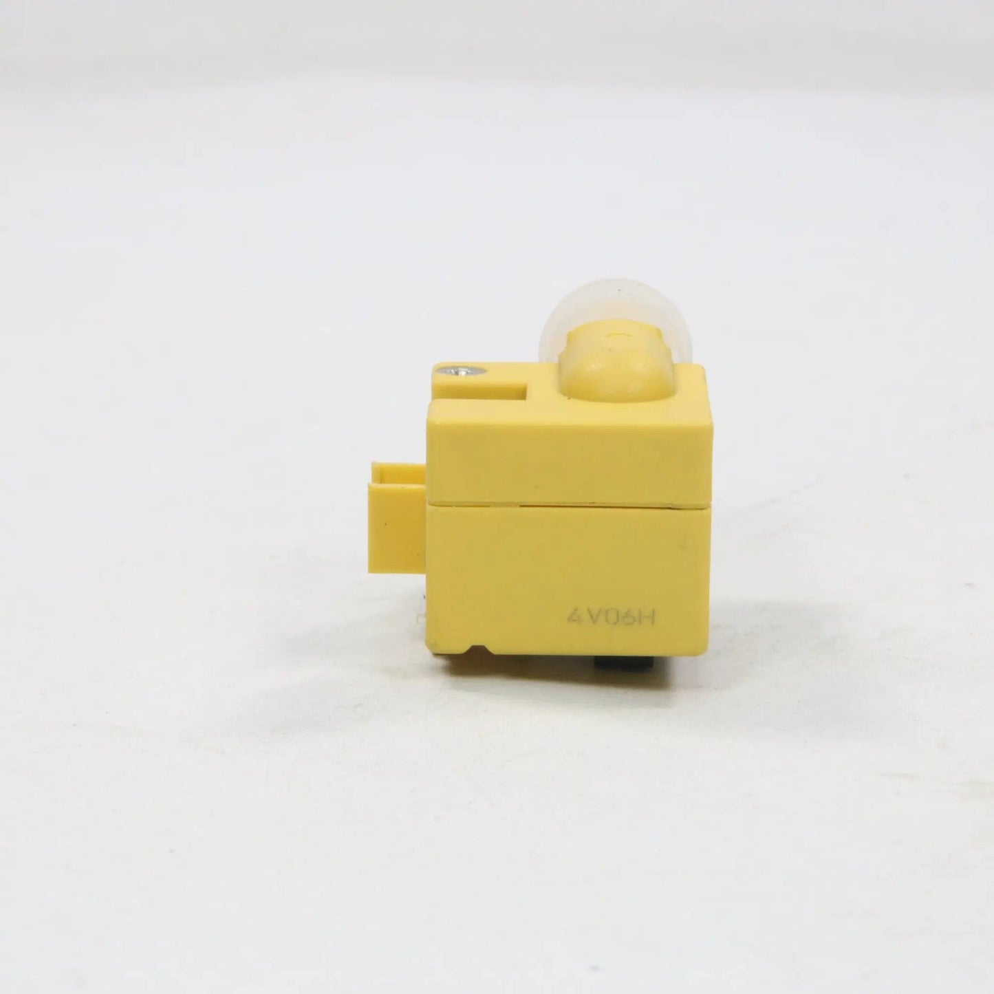IFM Electronic Inductive Sensor IQ5003/US-100