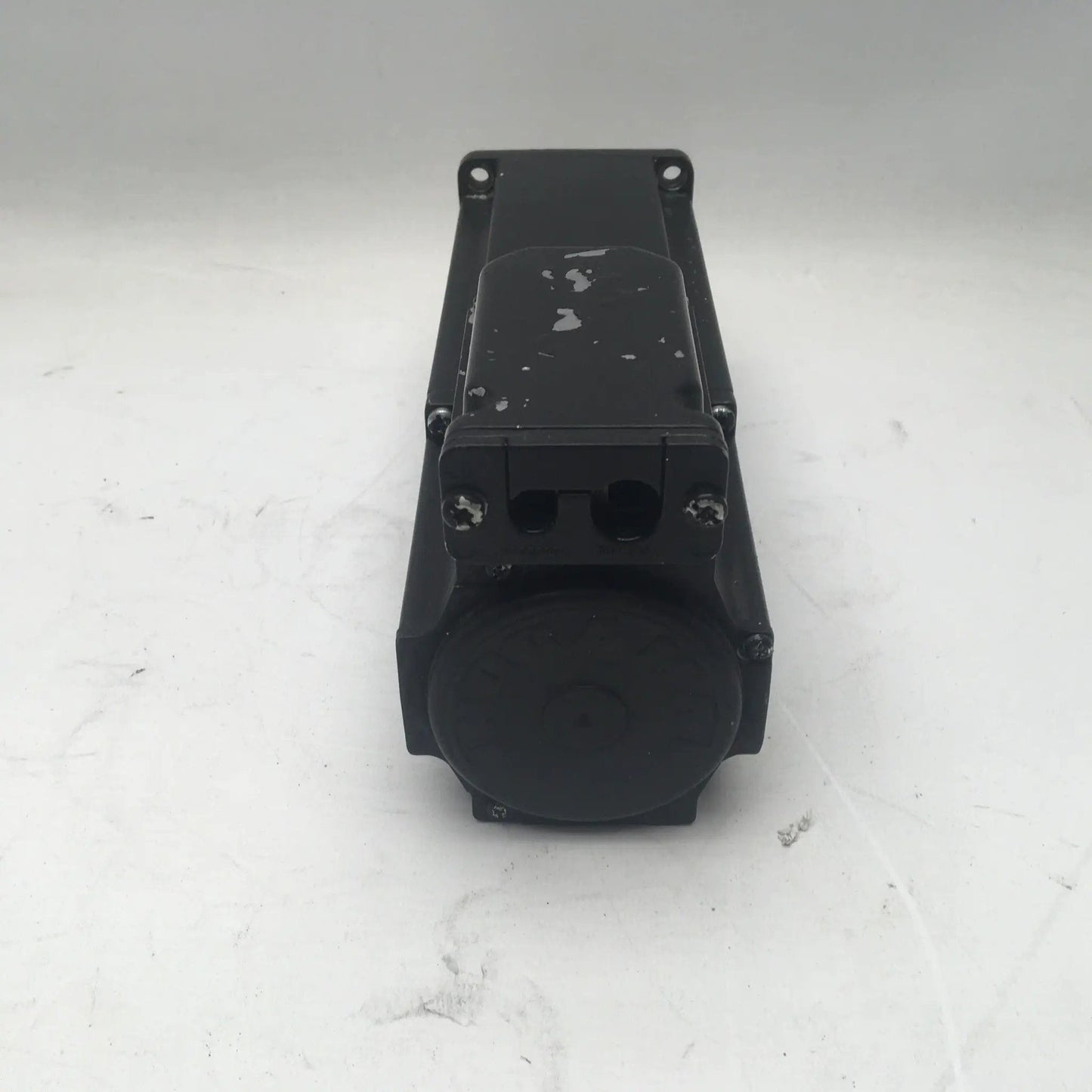 Indramat Permanent Magnet Motor MKD041B-144-KGO-KN