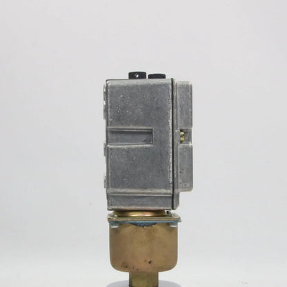 Johnson Controls P48AAA 9110 Pressure Control