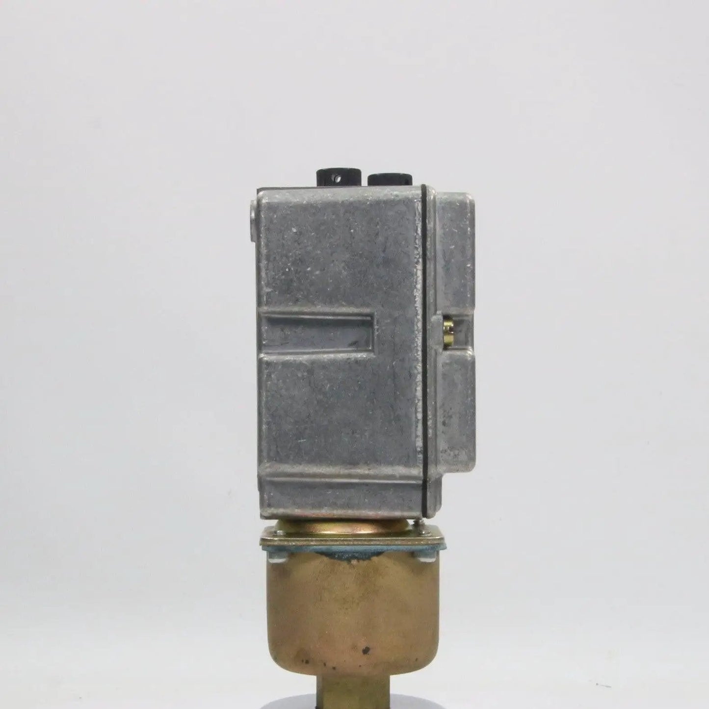 Johnson Controls P48AAA 9110 Pressure Control