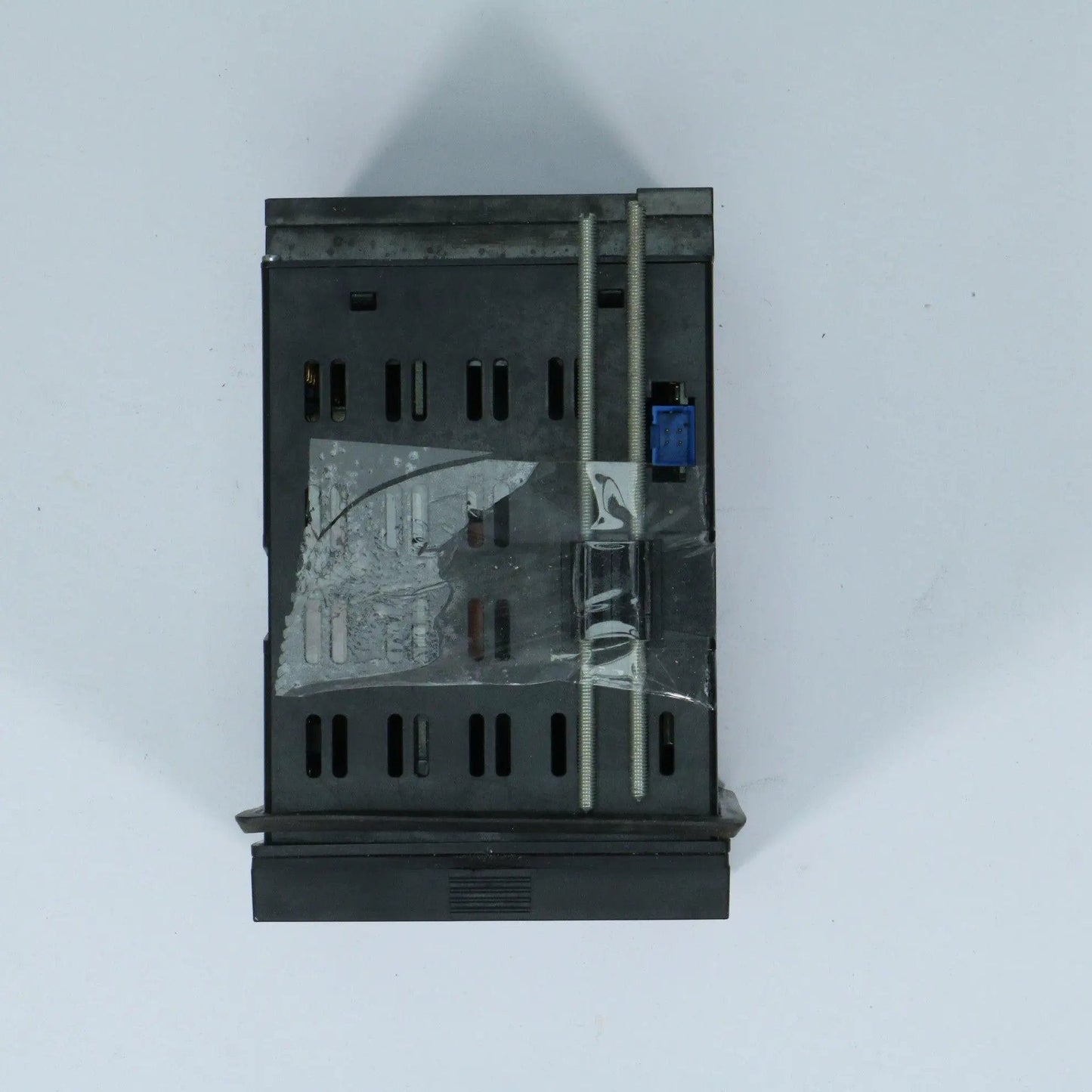 Jumo DICON 500 PID Temperature Controller 703570-093-1100
