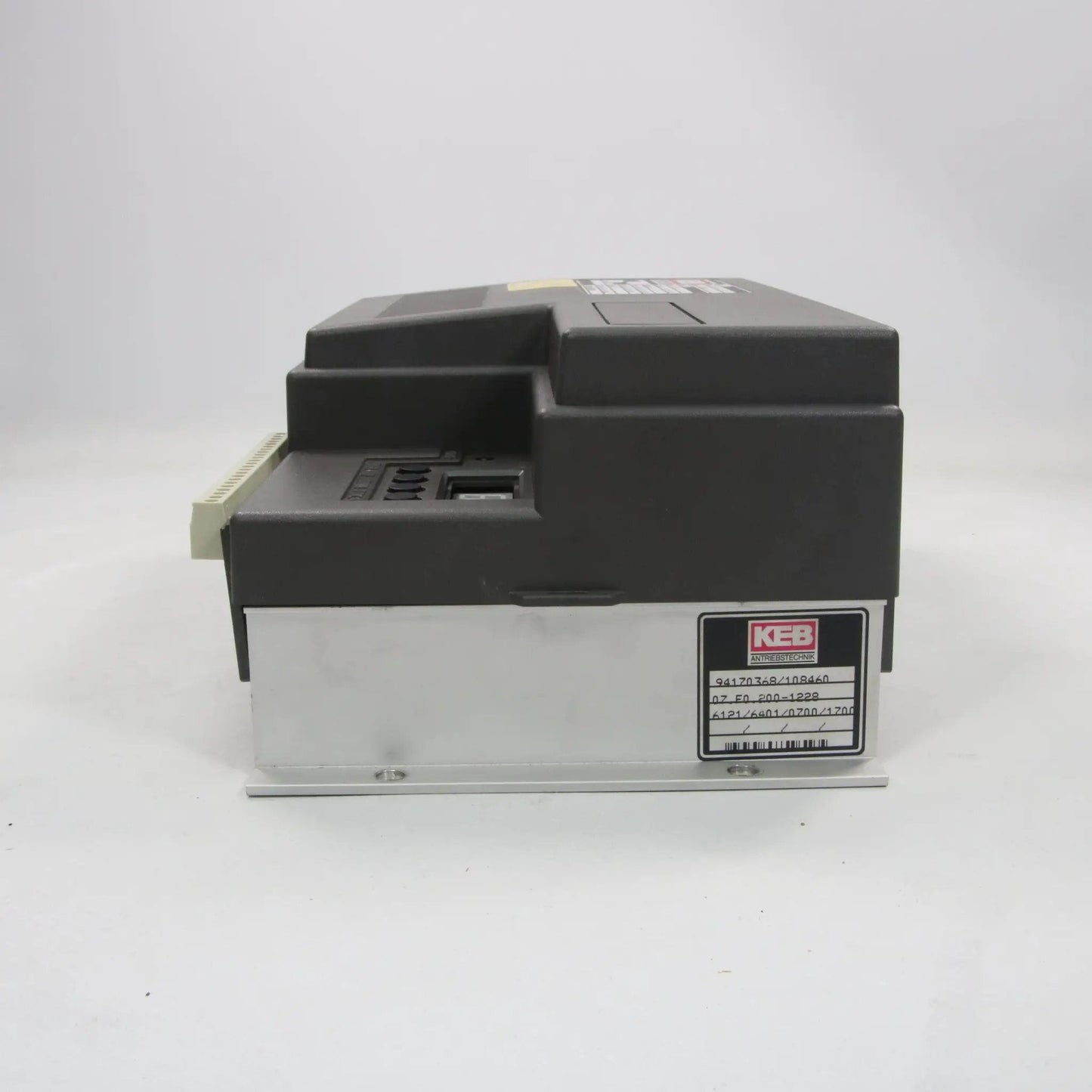 KEB Antriebestechnik Combivert 07.F0.200-1228 Frequency Converter