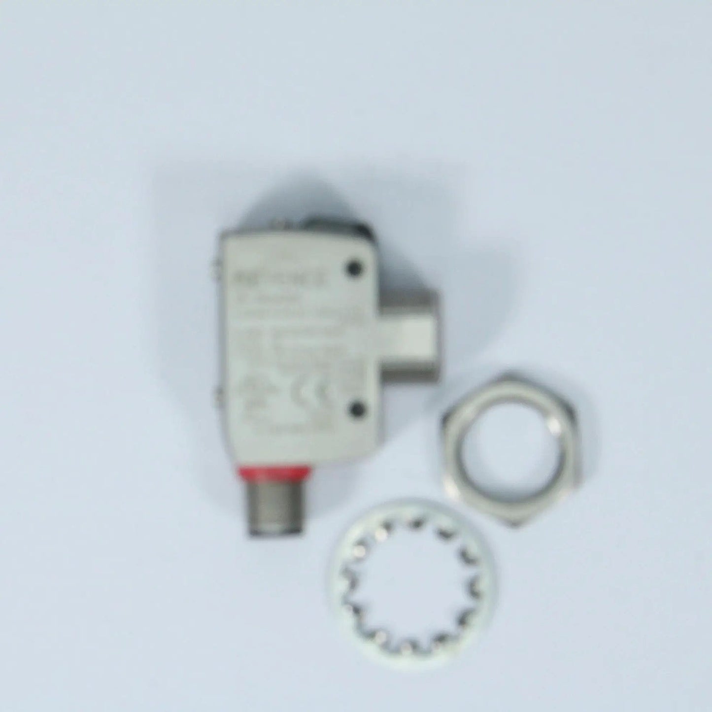 Keyence LR-ZB240CB Self-contained CMOS Laser Sensor