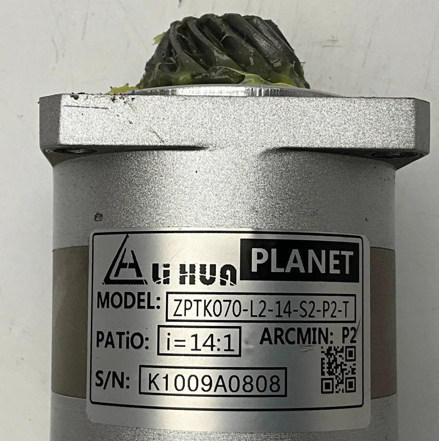 Kinco SMC60S-0040-30MAK-5DSU-(5) AC Servo Motor with Planetary Gearbox